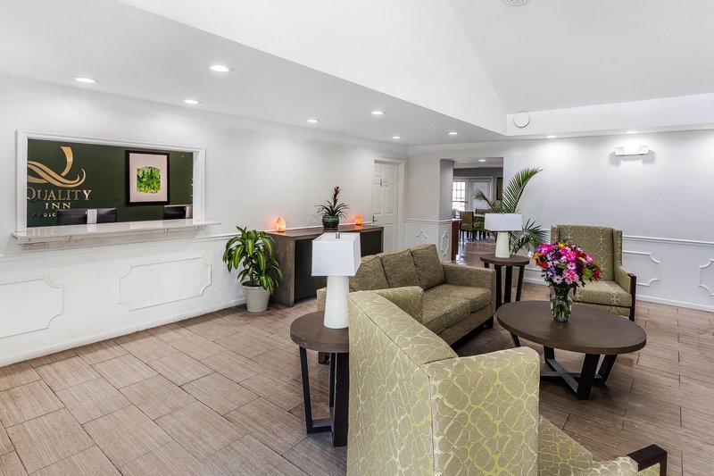 Quality Inn - Gallatin, TN