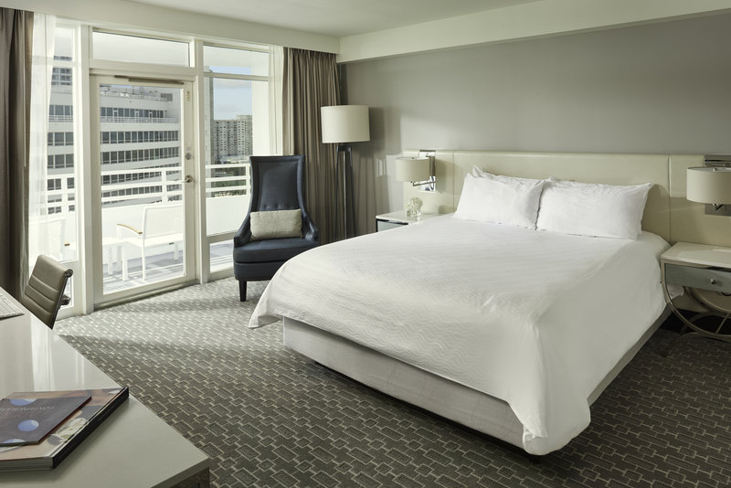 Fontainebleau Miami Beach - Miami Beach, FL