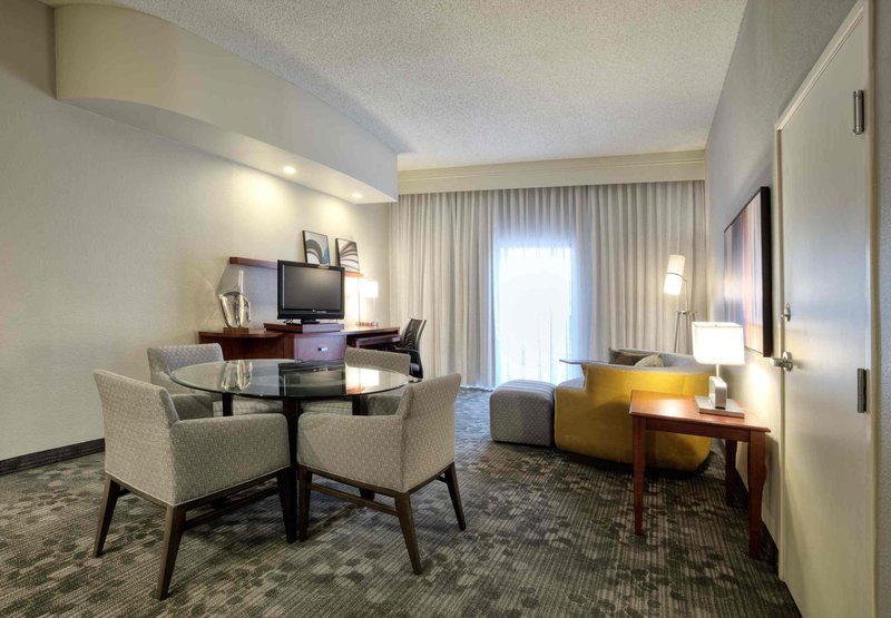 Courtyard By Marriott McAllen Airport - McAllen, TX