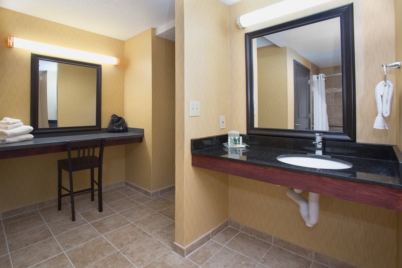 La Quinta Inn & Suites Jackson - Jackson, TN
