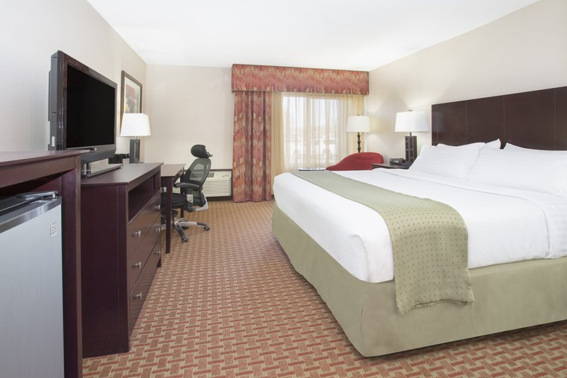 La Quinta Inn & Suites Jackson - Jackson, TN