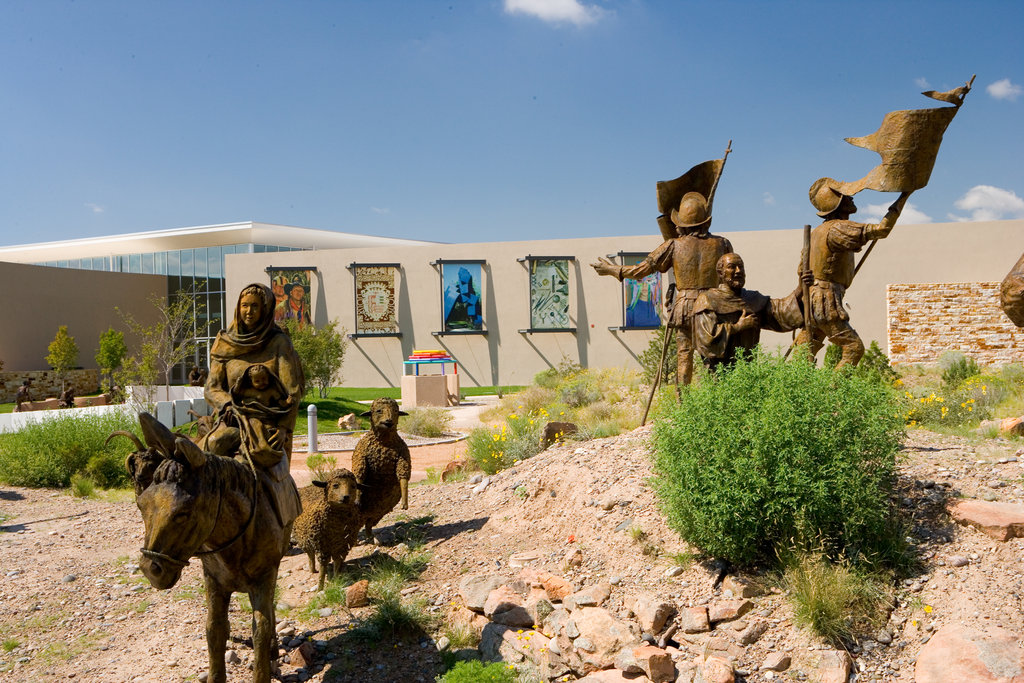 Holiday Inn Hotel & Suites ALBUQUERQUE AIRPORT - Tap to explore photos