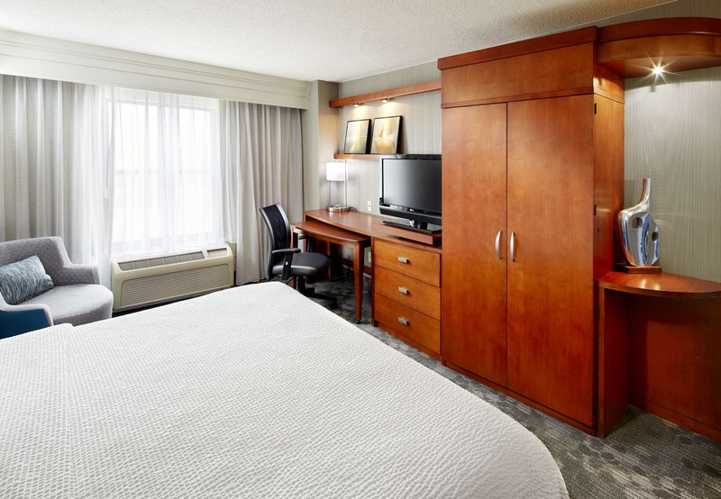 Courtyard By Marriott Hamilton - Hamilton, OH