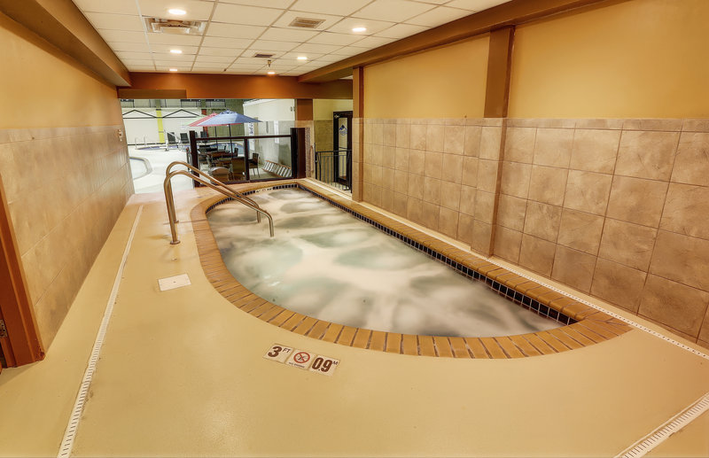 La Quinta Inn & Suites Jackson - Jackson, TN