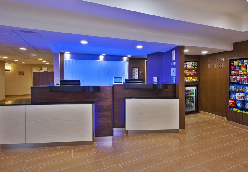 Holiday Inn Express RESTON HERNDON-DULLES AIRPORT - Herndon, VA