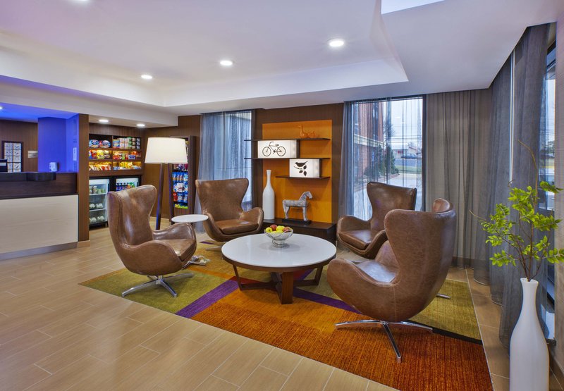 Holiday Inn Express RESTON HERNDON-DULLES AIRPORT - Herndon, VA