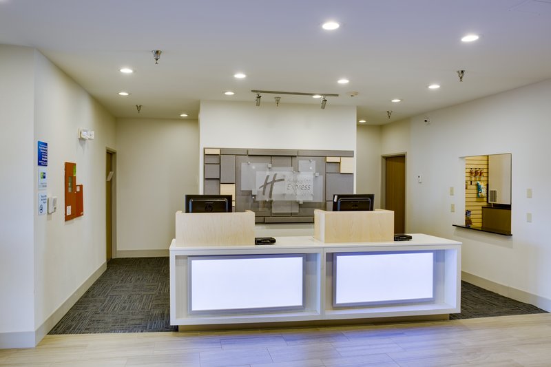 Holiday Inn Express & Suites OKLAHOMA CITY - BETHANY - Bethany, OK