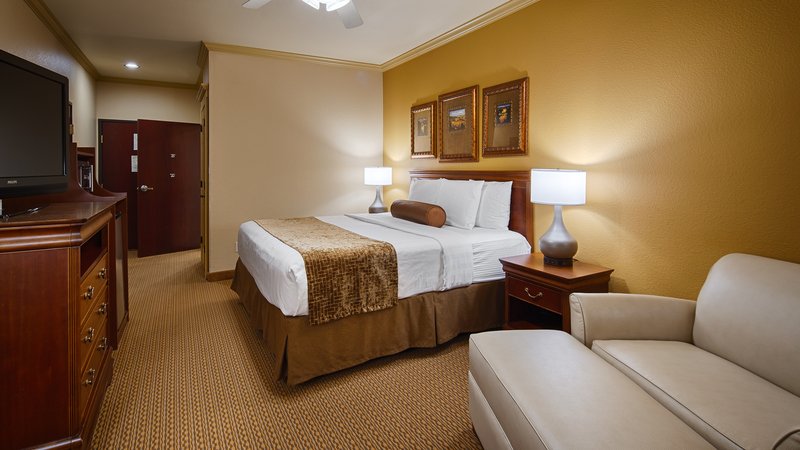 Best Western Plus-Crown Colony - Lufkin, TX