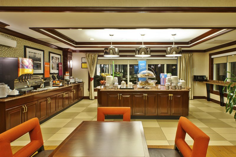 Hampton Inn Dulles/Cascades - Sterling, VA
