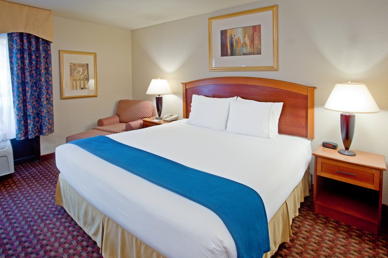 Holiday Inn Express HOUSTON SOUTHWEST - SUGAR LAND - Needville, TX