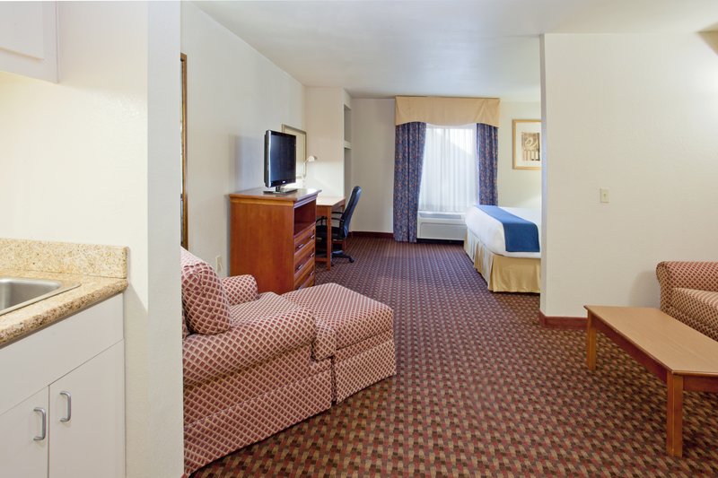 Holiday Inn Express HOUSTON SOUTHWEST - SUGAR LAND - Needville, TX