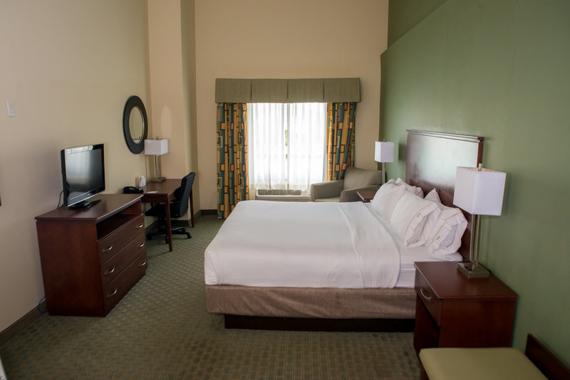 Holiday Inn Express & Suites COCOA - Cocoa, FL