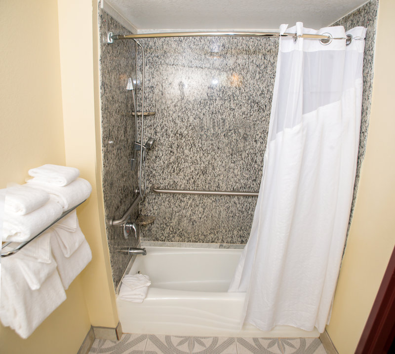 Holiday Inn Express & Suites COCOA - Cocoa, FL