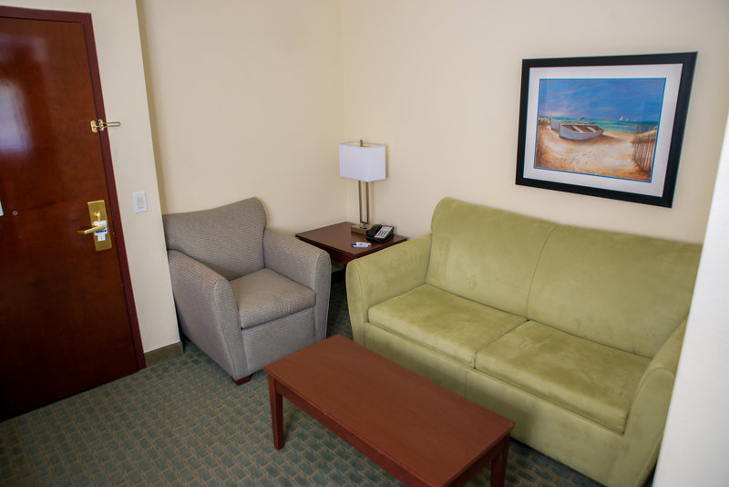 Holiday Inn Express & Suites COCOA - Cocoa, FL