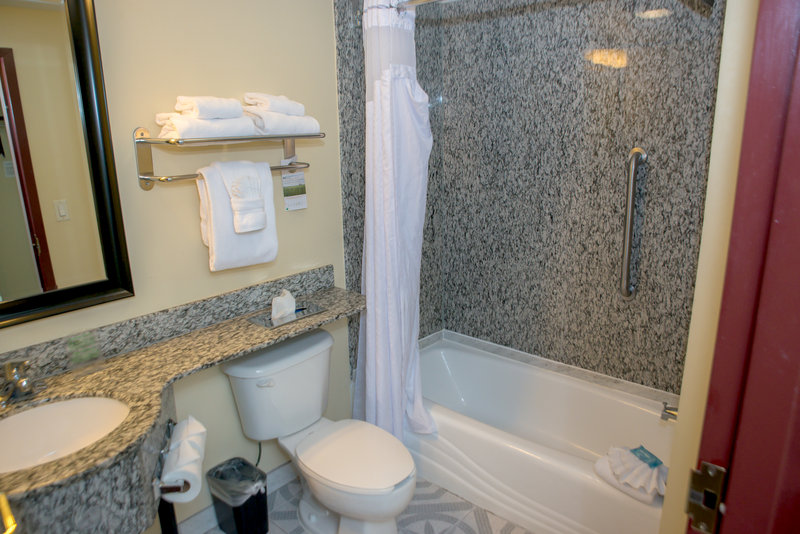 Holiday Inn Express & Suites COCOA - Cocoa, FL