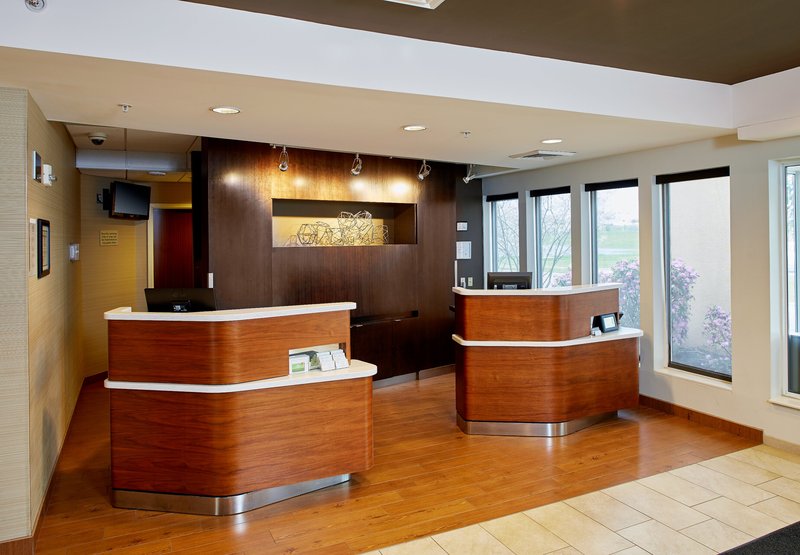 Courtyard By Marriott Lansing - Lansing, MI