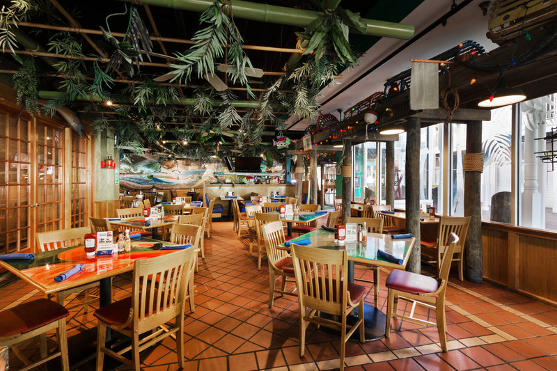 Holiday Inn Hotel & Suites CLEARWATER BEACH S-HARBOURSIDE - Indian Rocks Beach, FL