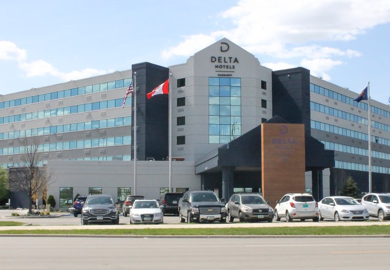 Ramada Plaza & Suites - Fargo, ND