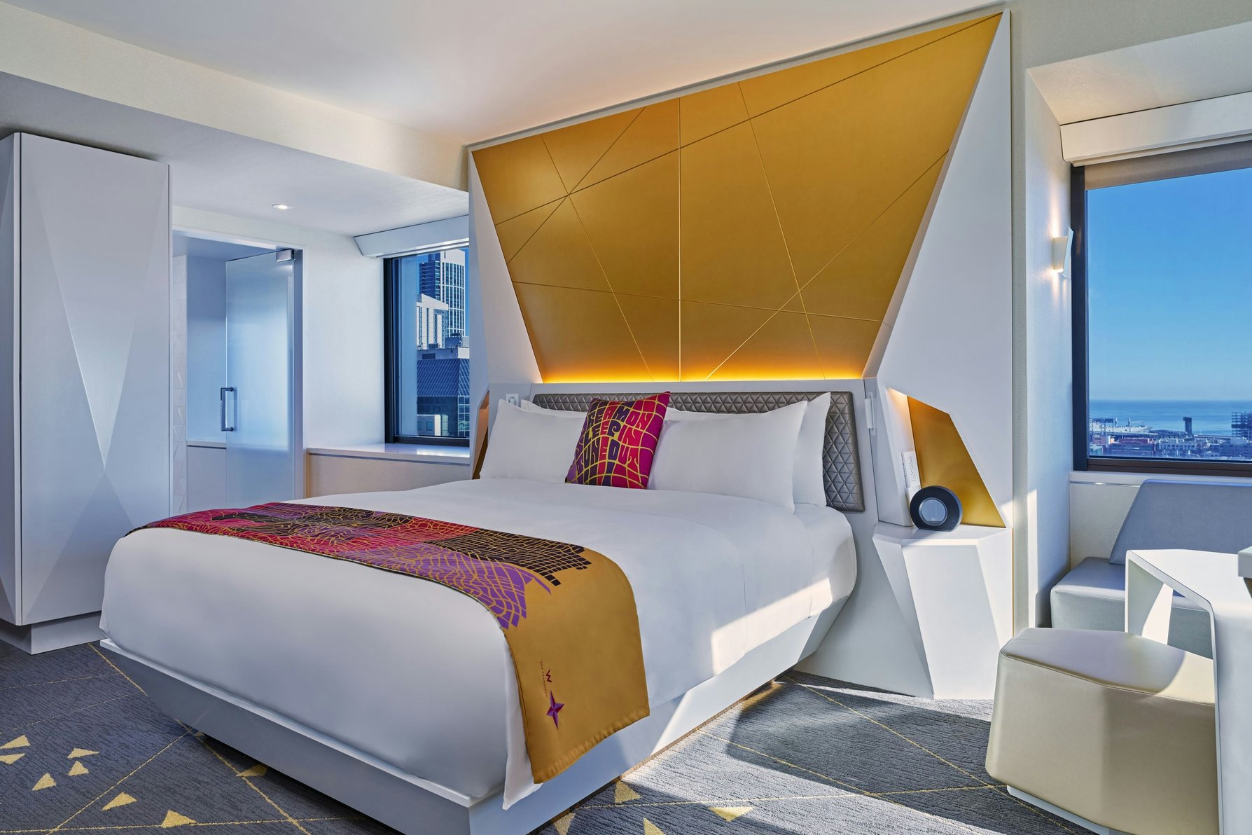 W San Francisco by Marriott - Tap to explore photos