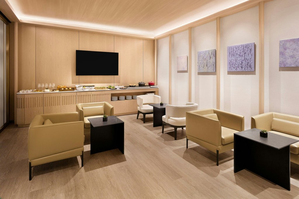 AC Hotel Seoul Gangnam by Marriott - Tap to explore photos