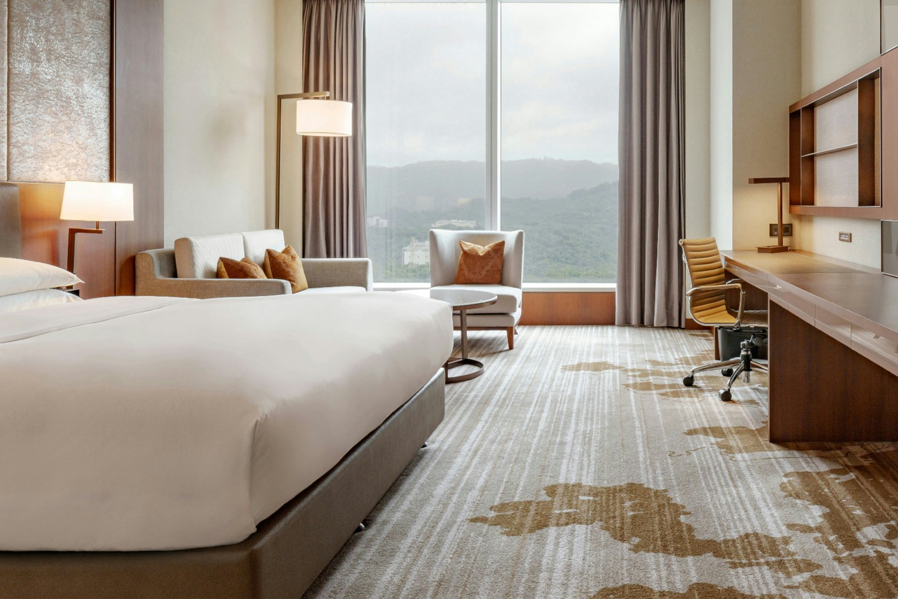 Courtyard by Marriott Taipei - Tap to explore photos