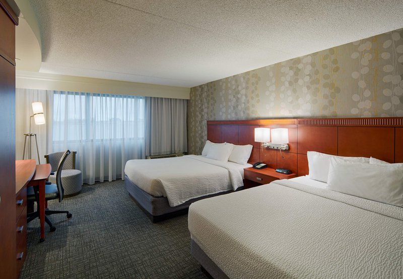 Courtyard By Marriott Columbus West - Columbus, OH
