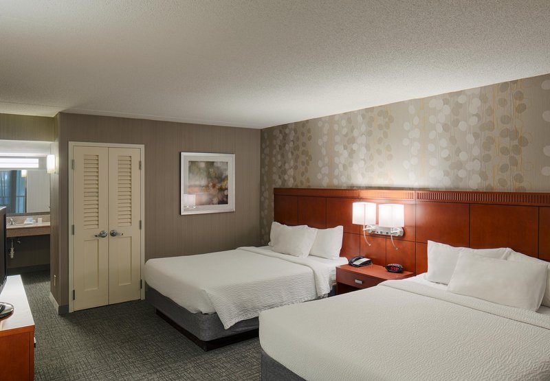 Courtyard By Marriott Columbus West - Columbus, OH