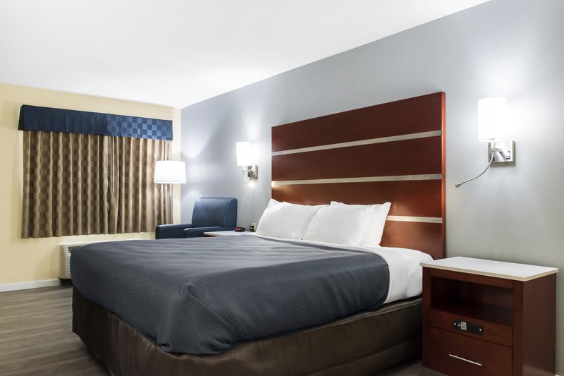 Econo Lodge - Hershey, PA