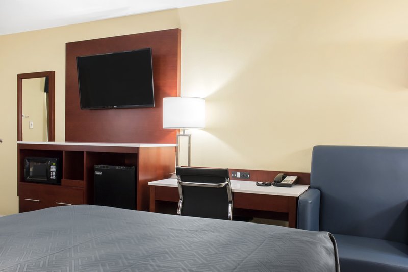 Econo Lodge - Hershey, PA