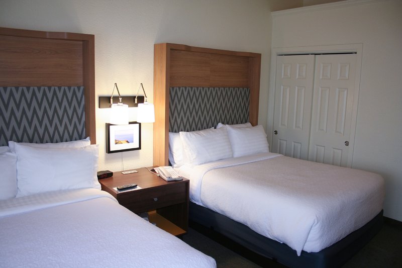 Holiday Inn CAPE COD - HYANNIS - Silver Beach, MA
