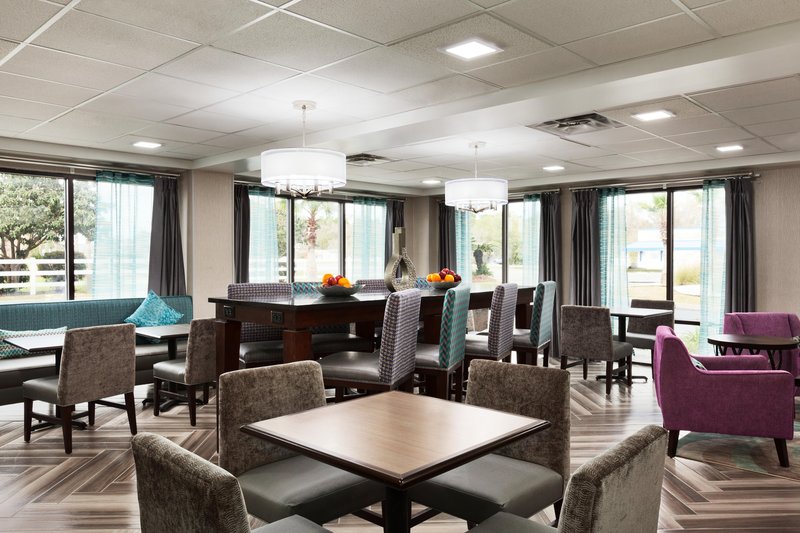 Hampton Inn-Waycross - Waycross, GA