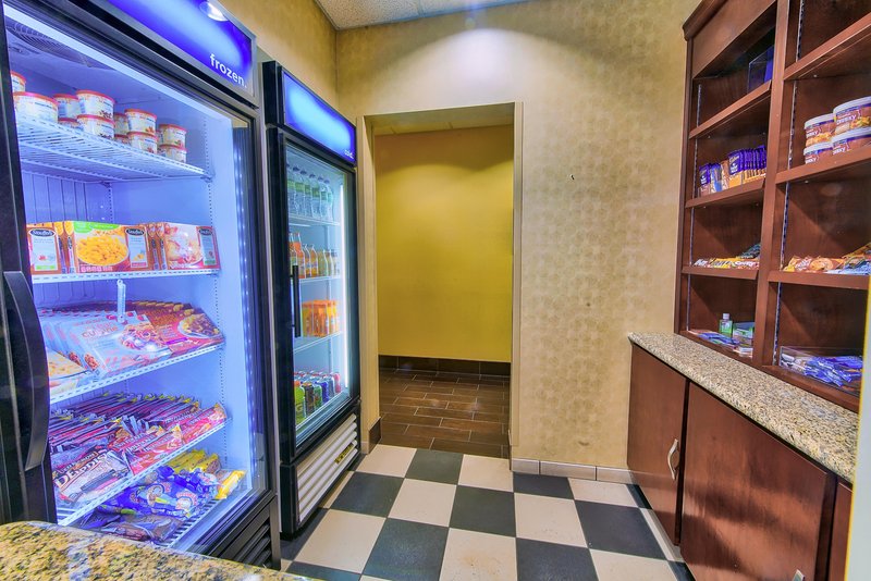 Hampton Inn & Suites Ridgecrest - Ridgecrest, CA