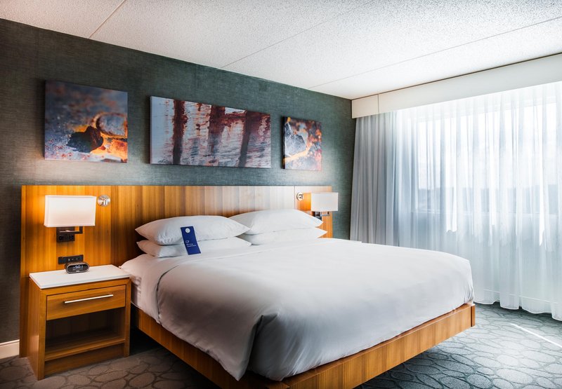 Ramada Plaza & Suites - Fargo, ND