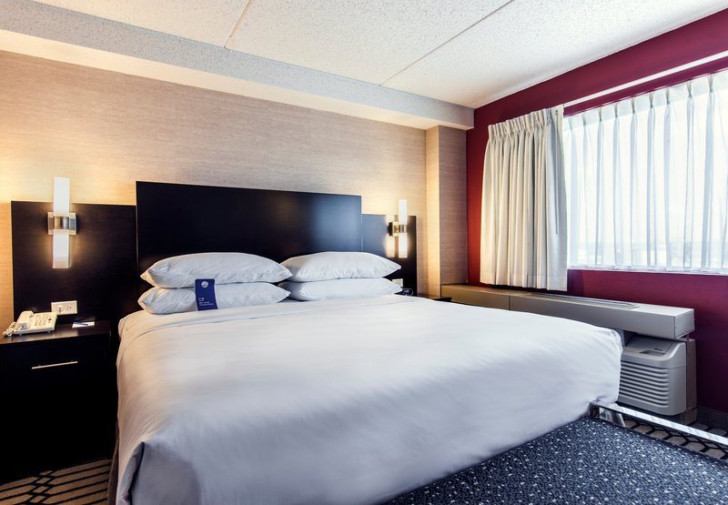 Ramada Plaza & Suites - Fargo, ND