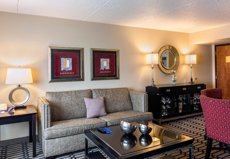 Ramada Plaza & Suites - Fargo, ND