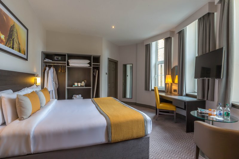 Maldron Hotel Cork | John Redmond Street, Cork | +353 21 452 9200