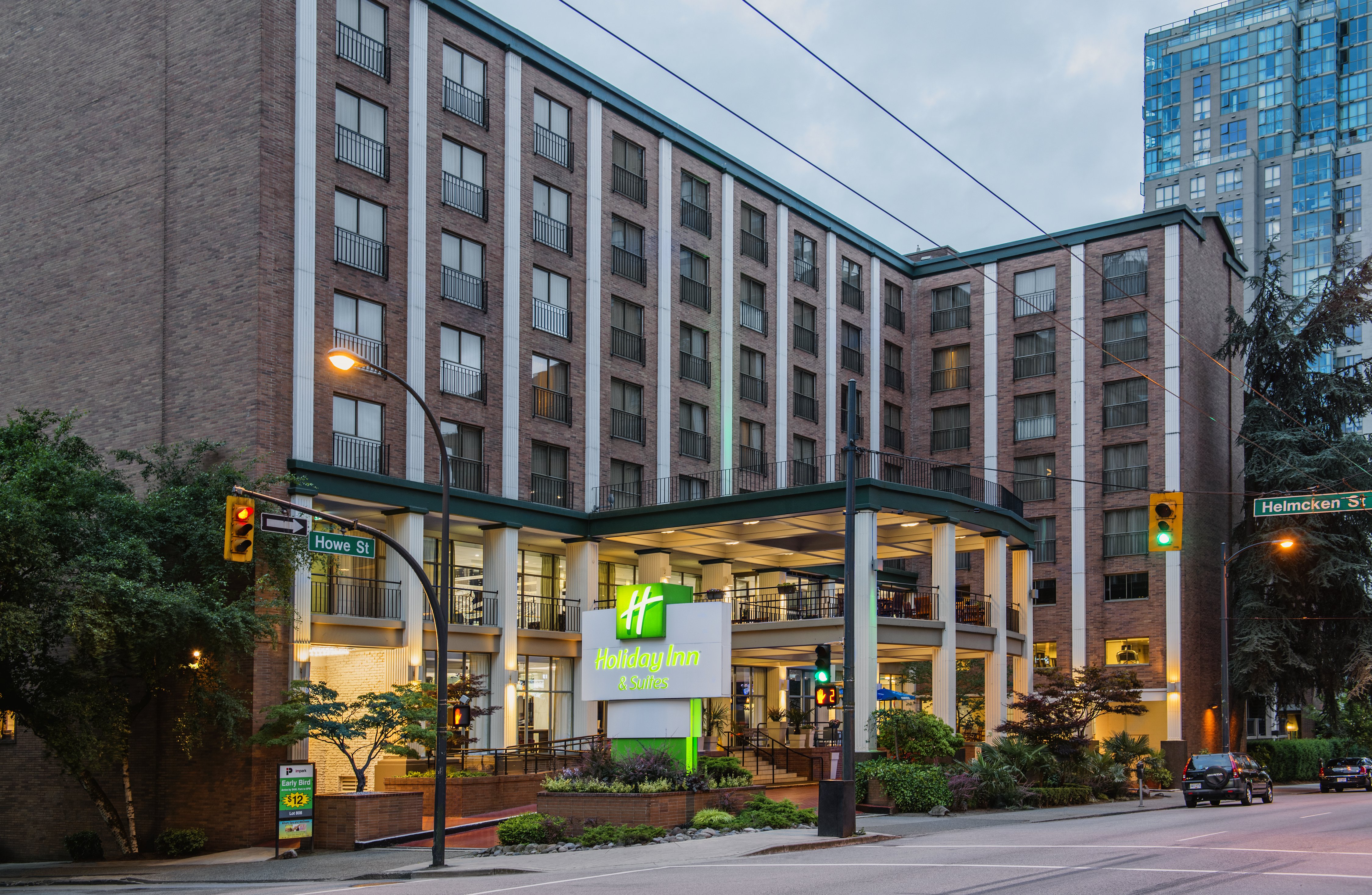 Holiday Inn & Suites Vancouver Downtown- Vancouver, BC Hotels- First Class Hotels in Vancouver