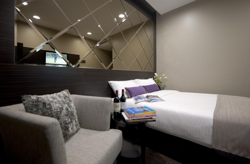 V Hotel Lavender V Hotel Lavender
