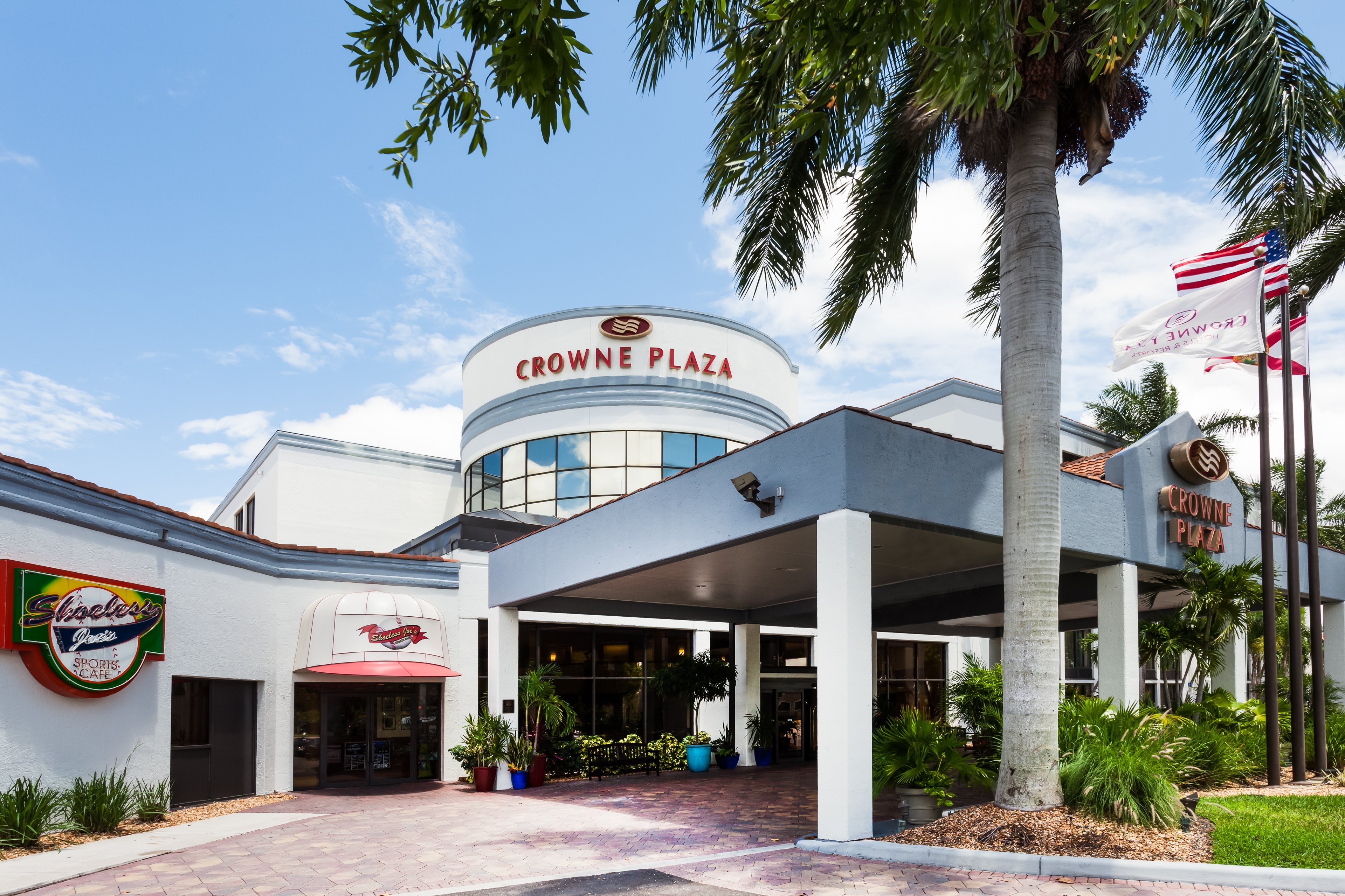 Crowne Plaza Hotel Fort Myers