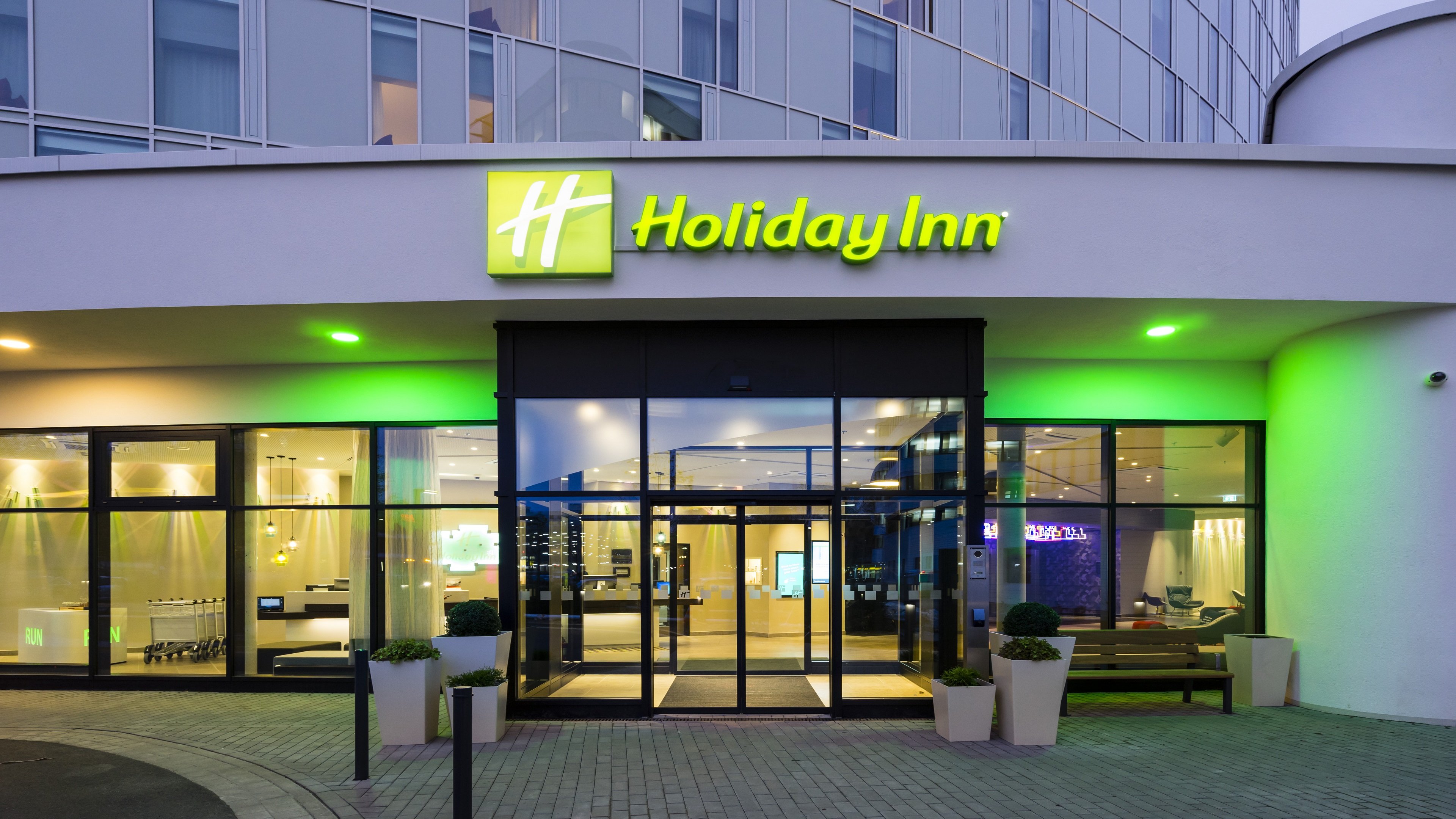 Holiday Inn Hamburg City Nord First Class Hamburg, Germany Hotels GDS Reservation Codes