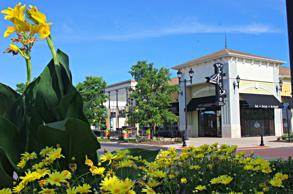 Holiday Inn Express & Suites TOLEDO SOUTH - PERRYSBURG - Tap to explore photos