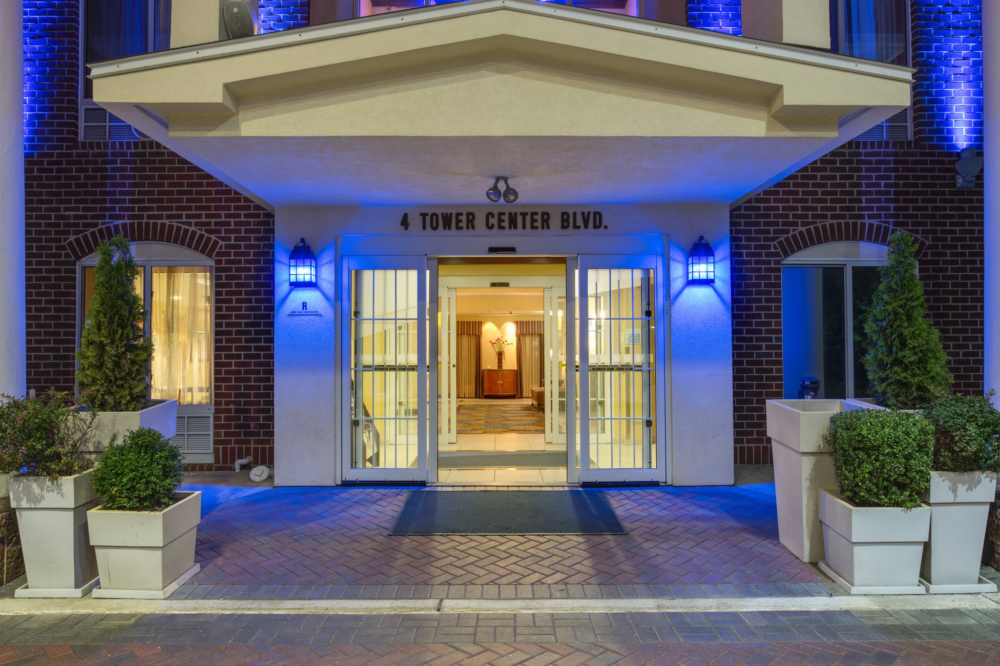 Holiday Inn Express East Brunswick Tourist Class East Brunswick