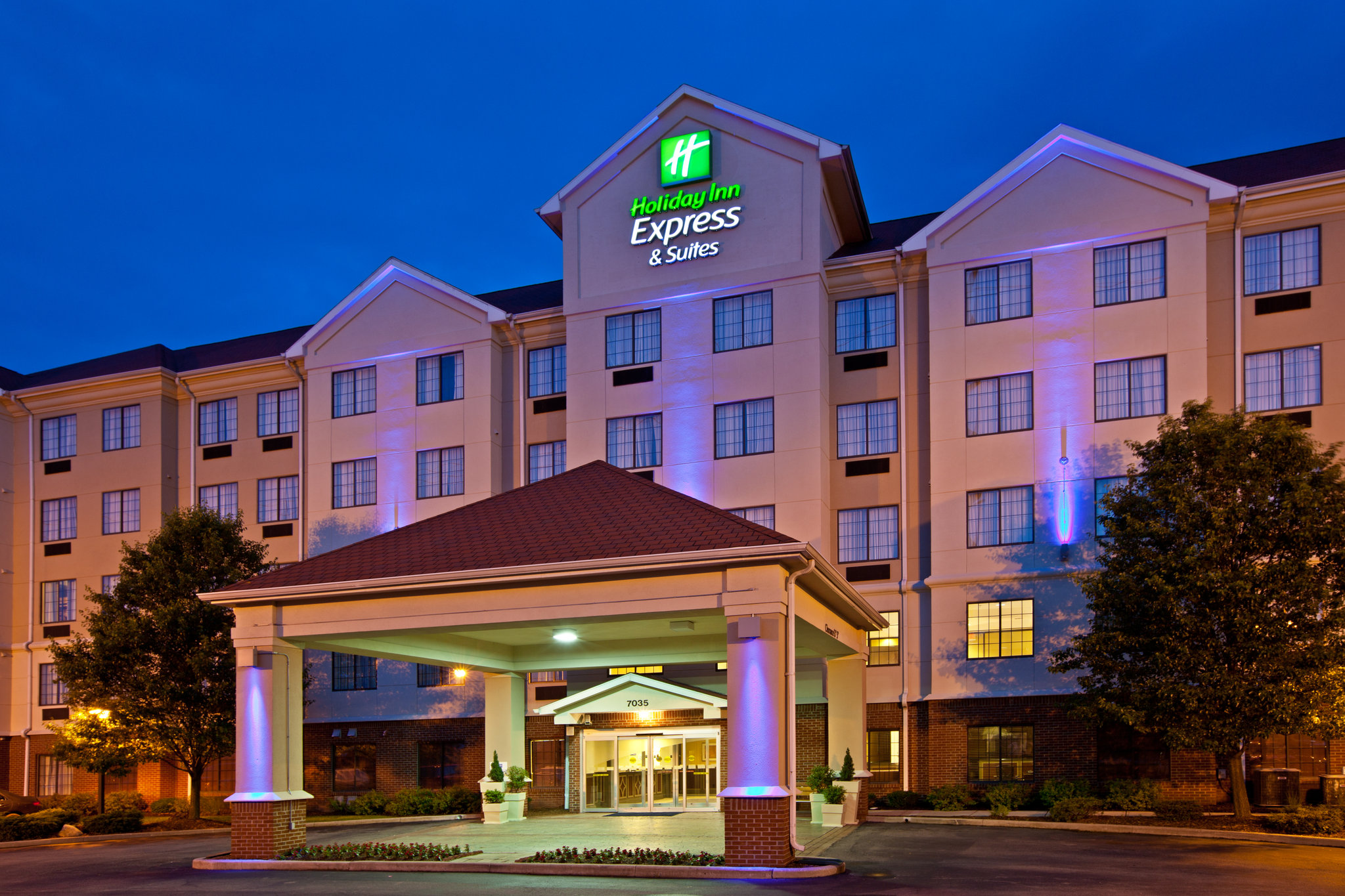 Holiday Inn Express Suites Indianapolis Local Info Tourist Class