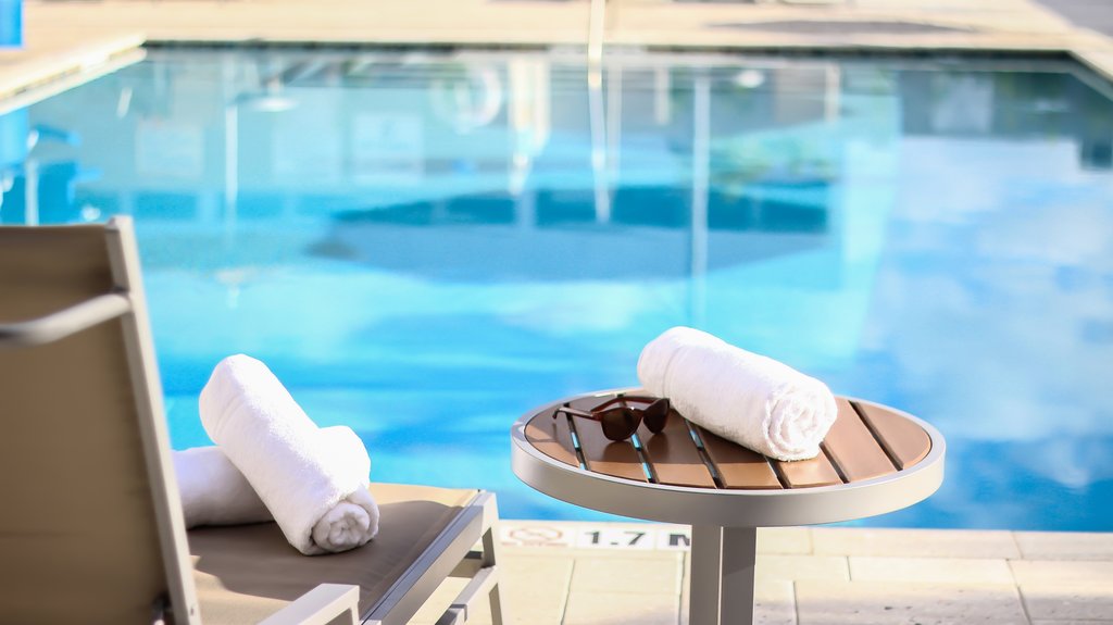 Holiday Inn Express & Suites MIAMI AIRPORT EAST by IHG