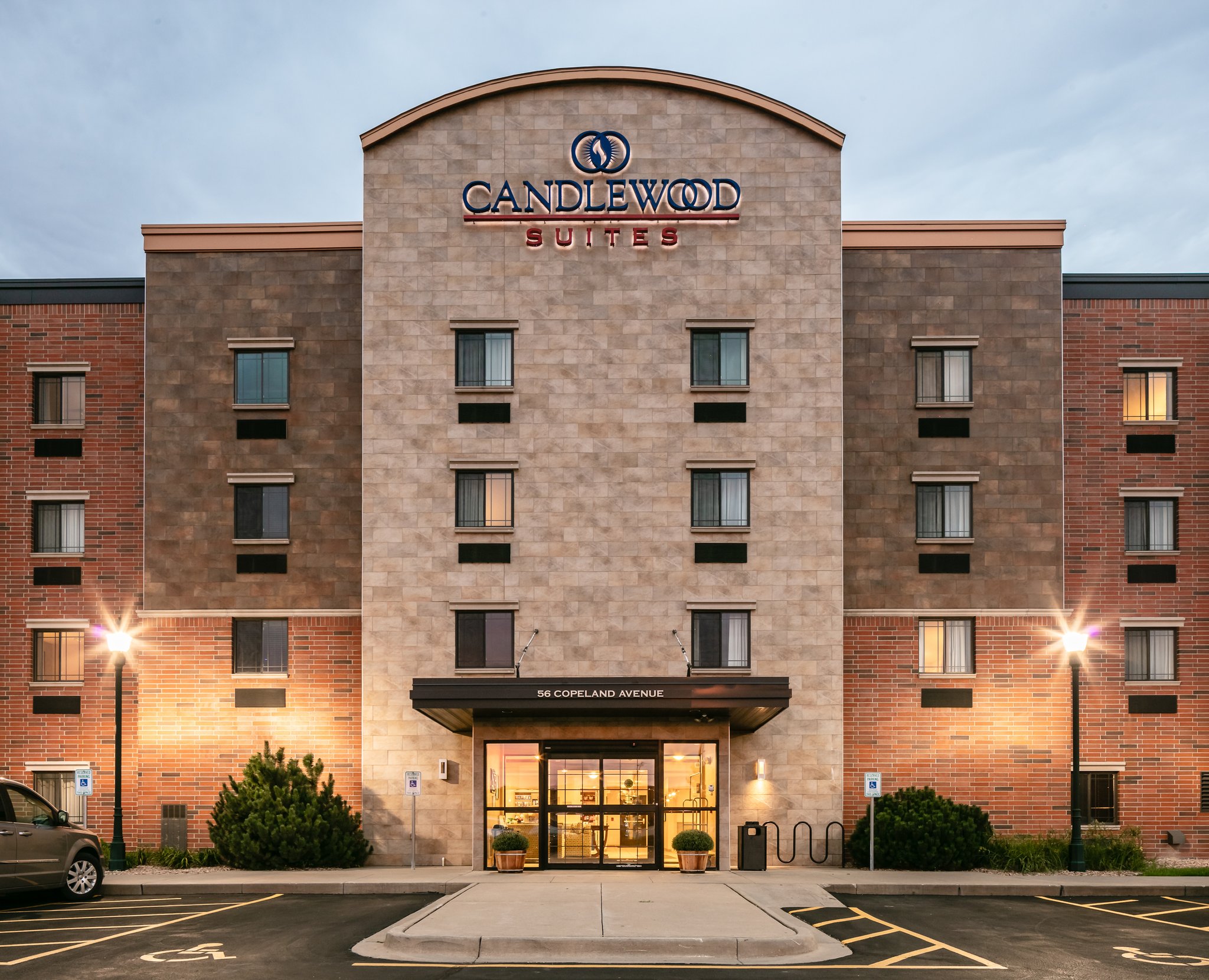 candlewood-suites-la-crosse-la-crosse-wi-hotels-tourist-class-hotels