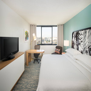 Sheraton Miami Airport Hotel & Executive Meeting Center - Tap to explore photos