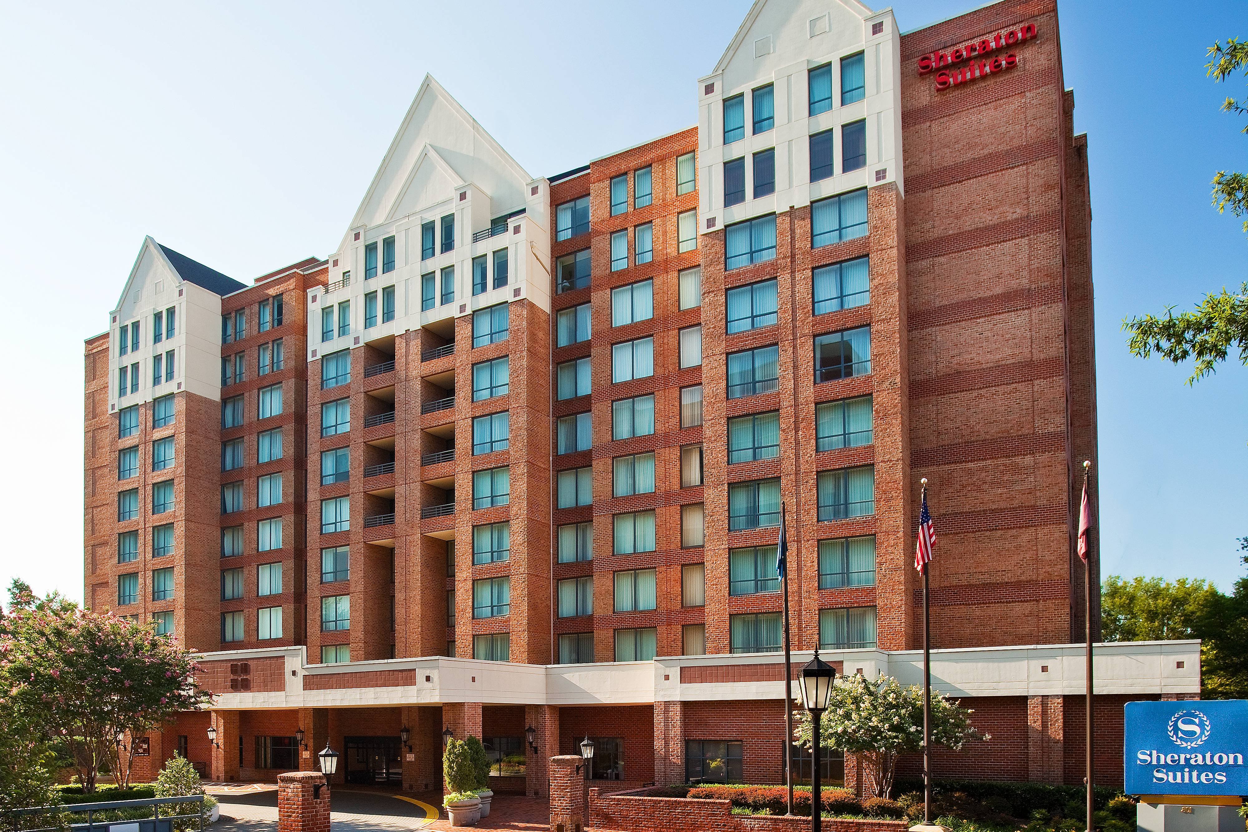 Sheraton Suites Old Town Alexandria First Class Alexandria, VA Hotels