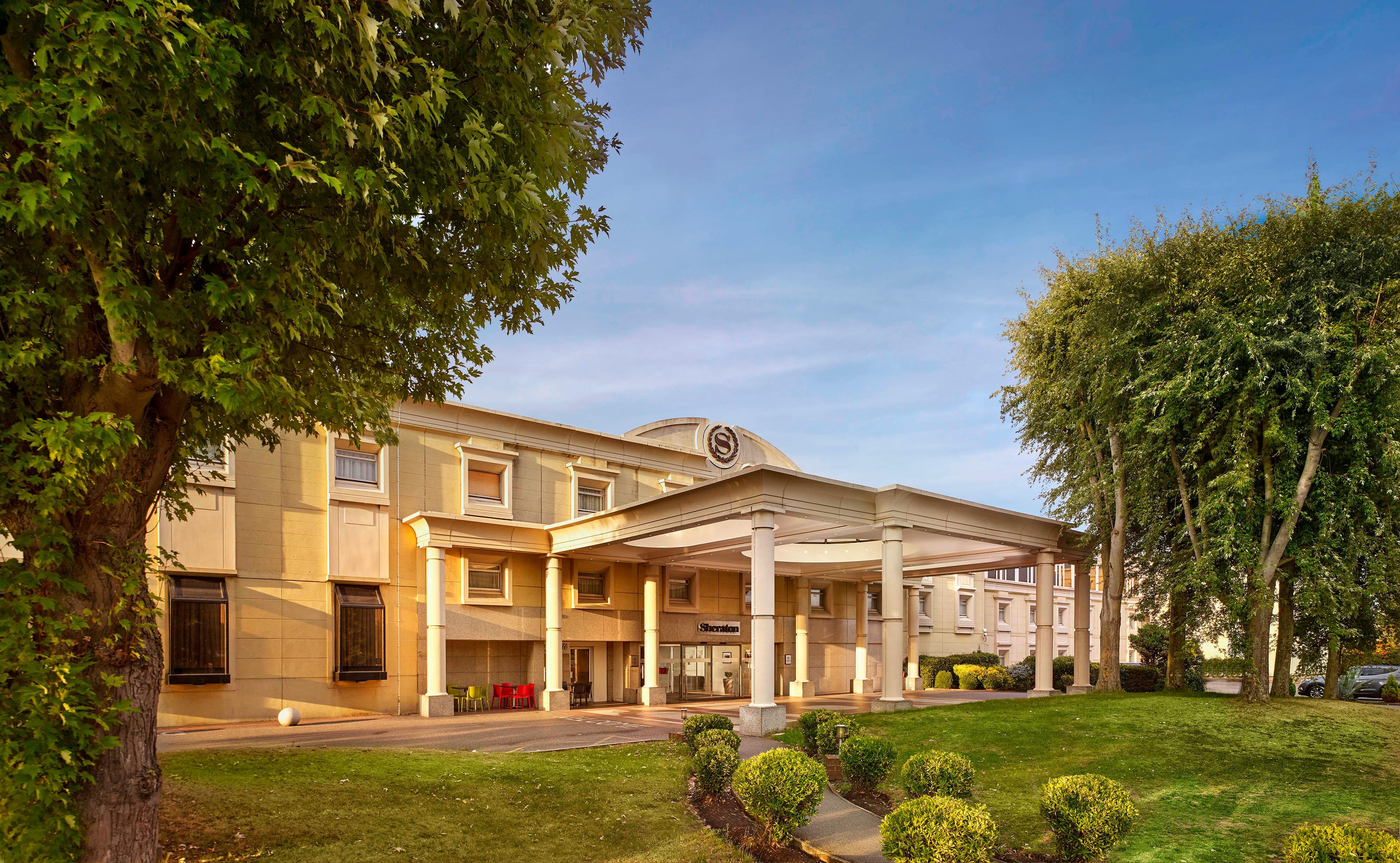 Sheraton Heathrow Hotel West Drayton, England Hotels First Class