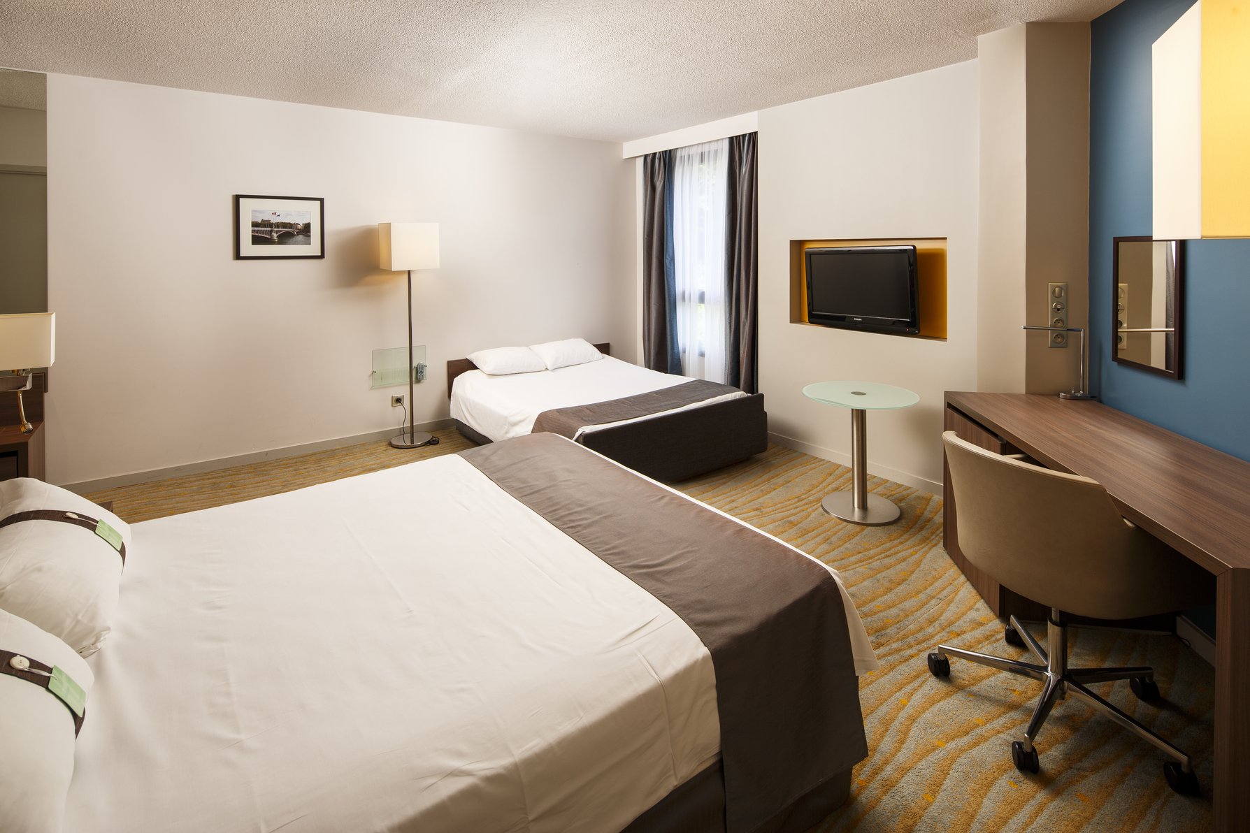 Holiday Inn LYON - VAISE - Tap to explore photos