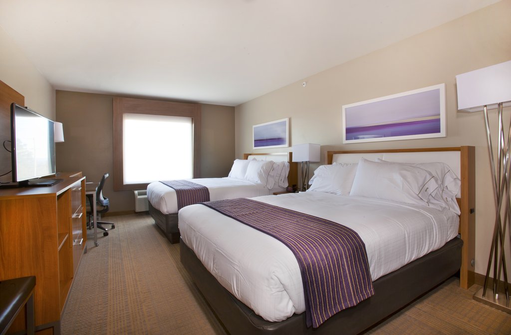 Holiday Inn Express Hotel & Suites Hot Springs, an IHG hotel - Tap to explore photos